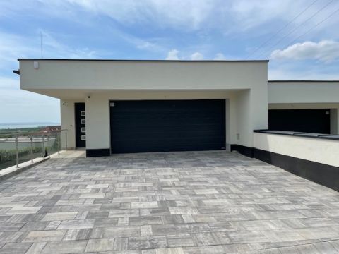 Eladó Ház 8230 Balatonfüred 