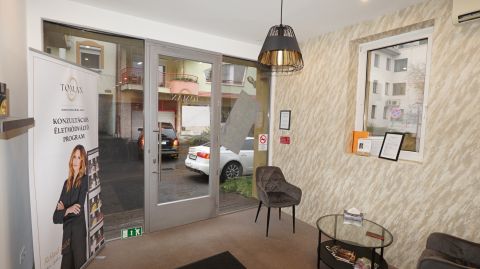 Kiadó Üzlethelyiség 8900 Zalaegerszeg Belváros