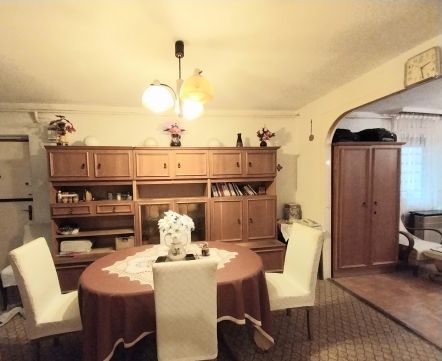 Eladó Lakás 3200 Gyöngyös Dombon