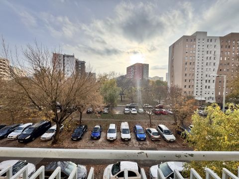 Eladó Lakás 1039 Budapest 3. kerület 