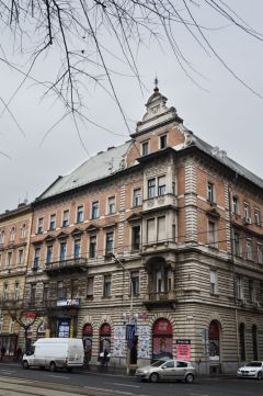 Eladó Lakás 1067 Budapest 6. kerület 