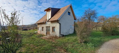 Eladó Ház 8251 Zánka 