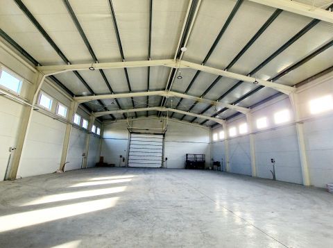 Eladó Tároló/Raktár 2100 Gödöllő Iparterület