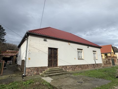 Eladó Ház 7833 Görcsöny 