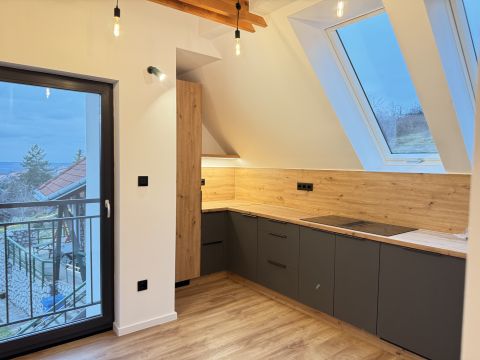 Eladó Lakás 7635 Pécs , Mecsekoldal-Bálics kertkapcsolatos felújított lakás