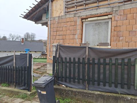 Eladó Ház 2400 Dunaújváros 