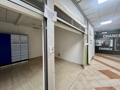 Kiadó Üzlethelyiség 1026 Budapest 2. kerület Budagyöngye Bevásárlóközpont