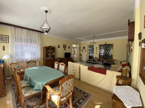 Eladó Ház 2028 Pilismarót 