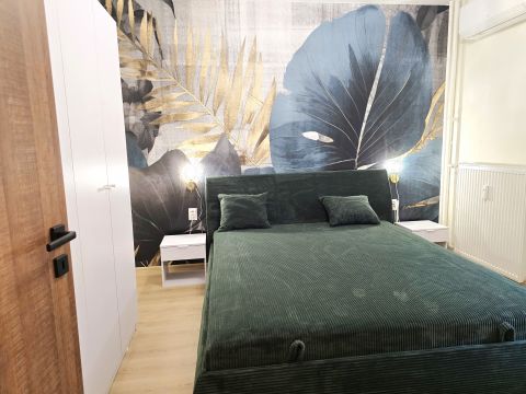 Kiadó Lakás 7623 Pécs Belvárosban frissen felújított 2 szobás lakás