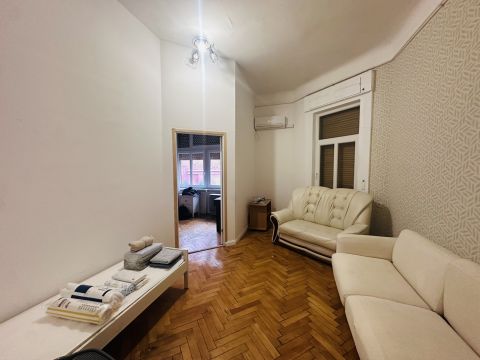 Eladó Lakás 1084 Budapest 8. kerület 