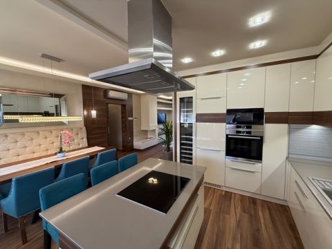 Eladó Lakás 6000 Kecskemét , Történelmi belvárosában