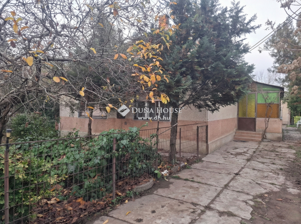 2360 Gyál , Vecsési úti Spar közelében — 1/15