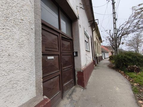 Eladó Lakás 7400 Kaposvár 