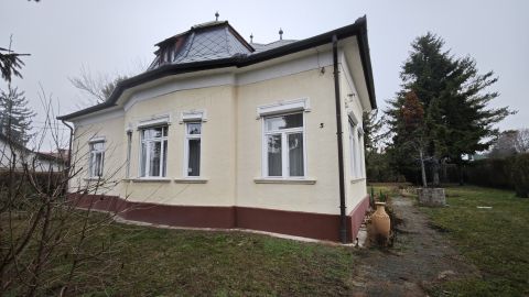 Eladó Ház 2120 Dunakeszi Fóti út