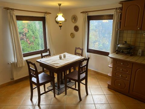 Eladó Ház 2642 Nógrád , Hangulatos parasztház csendes utcában!