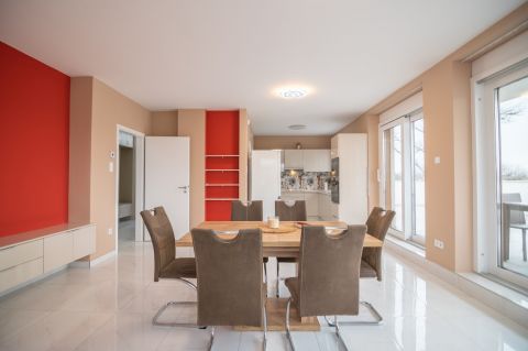 Eladó Lakás 1151 Budapest 15. kerület 