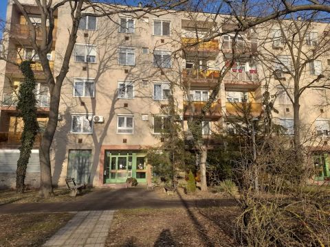 Eladó Lakás 5600 Békéscsaba 