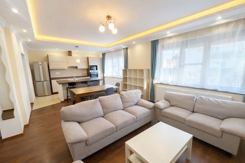 Eladó Ház 6000 Kecskemét , 2018-ban TELJESEN korszerűsített 140 m2-es,SZIGETELT CSALÁDI