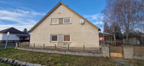 Eladó Ház 8647 Balatonmáriafürdő , Balaton közeli nyaraló