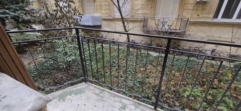 Eladó Lakás 1068 Budapest 6. kerület , Hősök tere szomszédságában - emeleti, erkélyes lakás