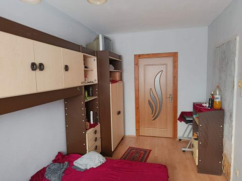 Eladó Lakás 4031 Debrecen Tócóskert frekventált részén a Lidl-el szemben