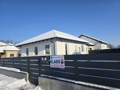 Eladó Lakás 2724 Újlengyel 