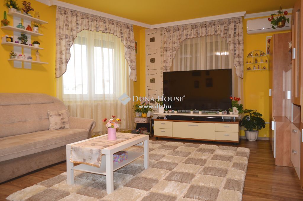 4034 Debrecen — 1/18