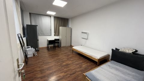 Kiadó Irodaépület 1146 Budapest 14. kerület , Zugló vasútállomás közelében