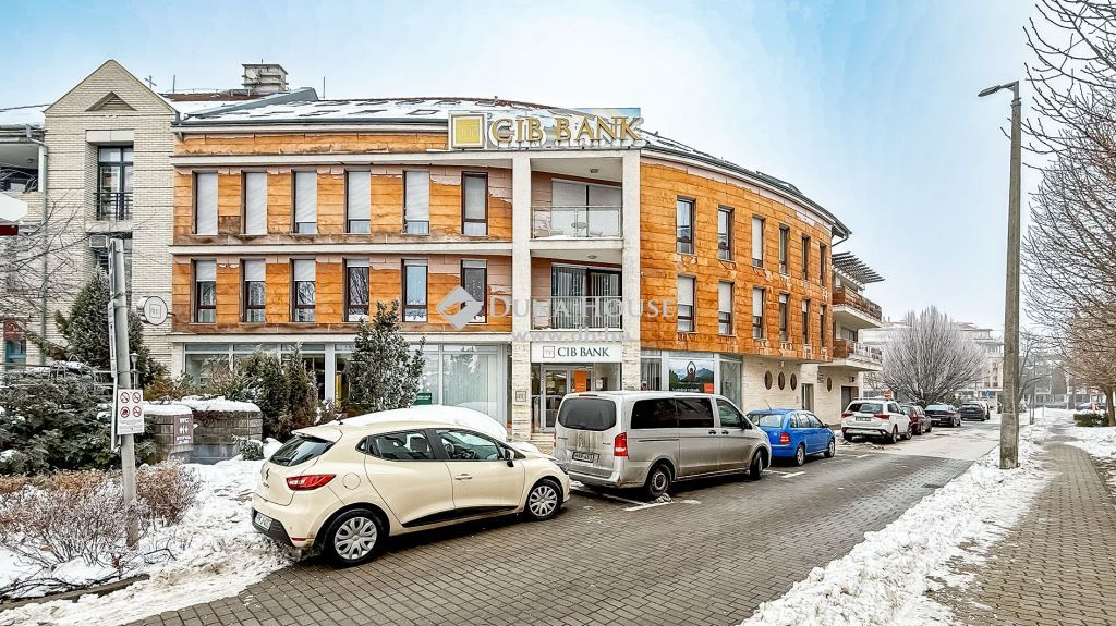 8600 Siófok , városközpontban saját mélygarázsi parkolóhellyel együtt — 1/14