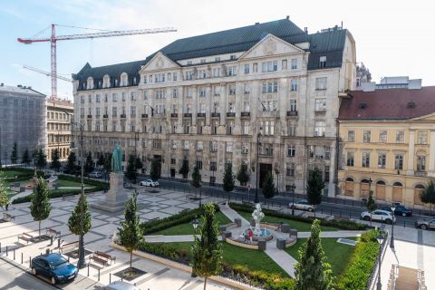 Kiadó Lakás 1051 Budapest 5. kerület 