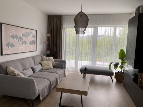 Eladó Lakás 2045 Törökbálint , Tükörhegyen-panorámás, kertes luxuslakás, 4 szobával, 2 gk 