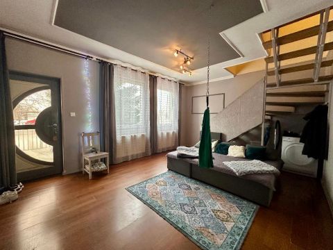 Eladó Ház 2730 Albertirsa , 2730 Albertirsa, kertváros