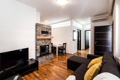 Eladó Lakás 1064 Budapest 6. kerület 