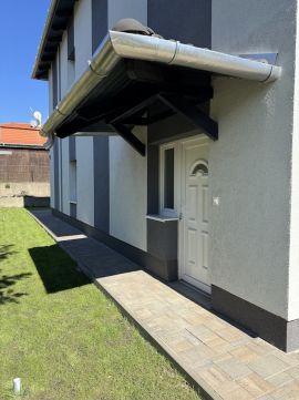 Eladó Lakás 1213 Budapest 21. kerület , 939.000.-Ft/m2 Áron - teljes körűen felújított ! 