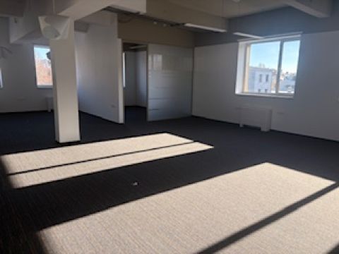 Kiadó Iroda 1117 Budapest 11. kerület 