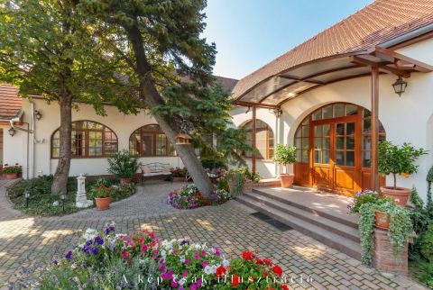 Eladó Ház 2300 Ráckeve Ráckeve Dunaparhoz közel