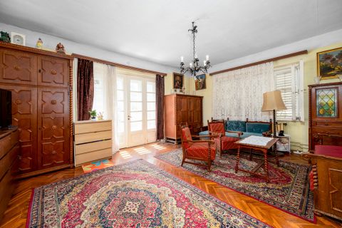 Eladó Ház 1025 Budapest 2. kerület 