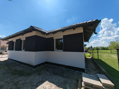 Eladó Ház 2451 Ercsi , Ercsi csendes, jó részén