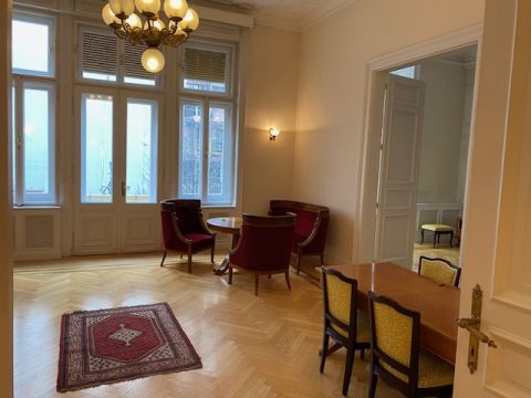 Kiadó Lakás 1051 Budapest 5. kerület 