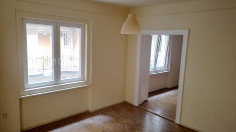 Eladó Lakás 1084 Budapest 8. kerület , Rákóczi tér sarkánál