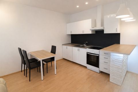 Eladó Lakás 2120 Dunakeszi 