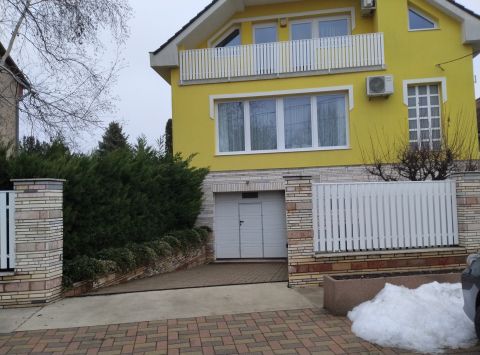 Eladó Ház 2151 Fót 