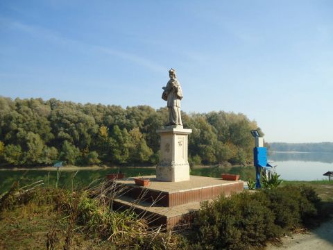 Eladó Telek 2457 Adony 