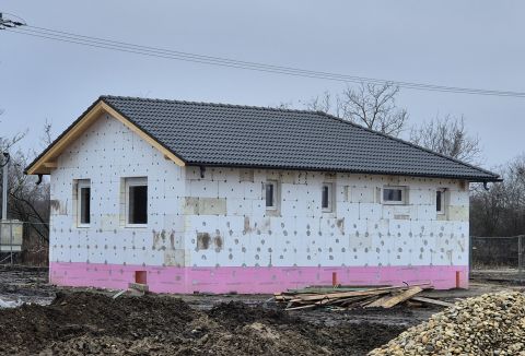 Eladó Ház 2134 Sződ 