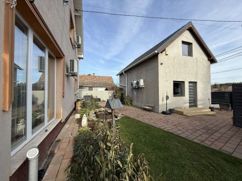 Eladó Ház 2365 Inárcs Otthon és Vállalkozás egyben!