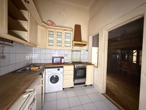 Eladó Lakás 1086 Budapest 8. kerület Felújítandó projekt Magdolna-negyedben