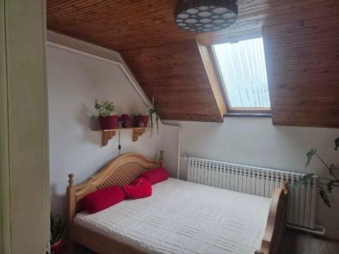 Eladó Ház 5052 Újszász , 5052 Újszász, Csendes ,központi