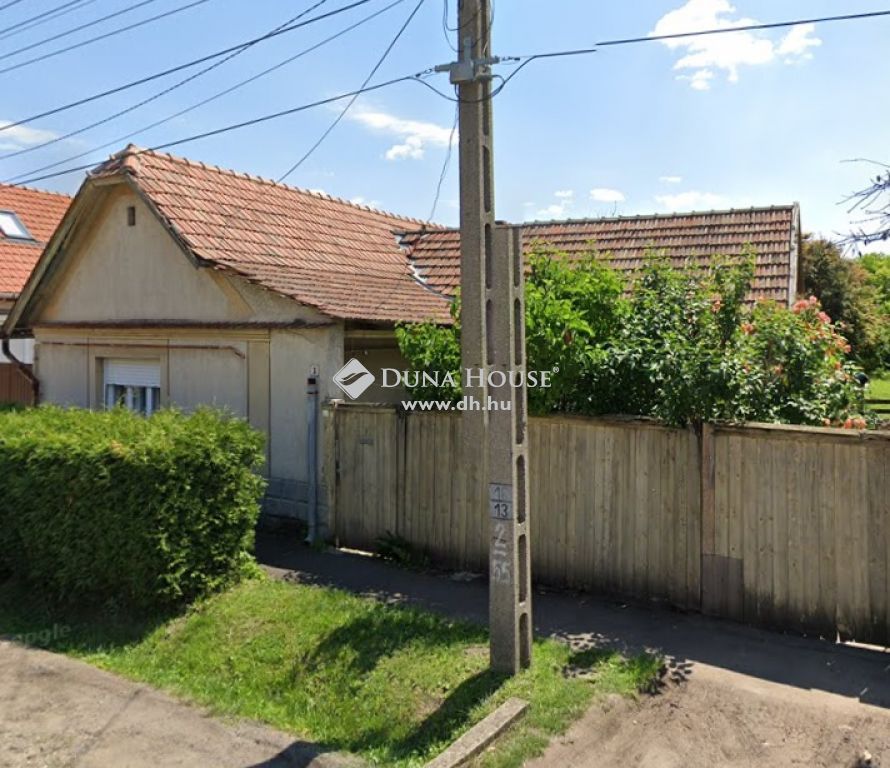 5100 Jászberény — 1/2