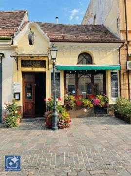 Eladó Vendéglátás 7621 Pécs === Történelmi belvárosban önálló ingatlan===