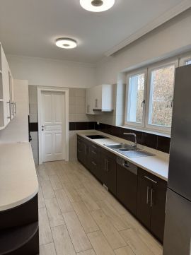 Kiadó Ház 1125 Budapest 12. kerület 